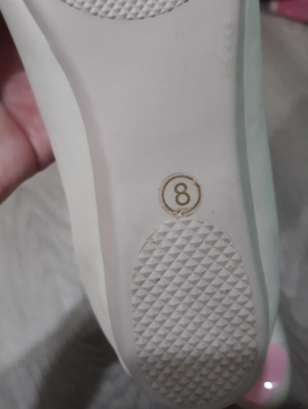 Pinup Couture | Olive-05 Cream Heart Flats - Picture 10 of 11